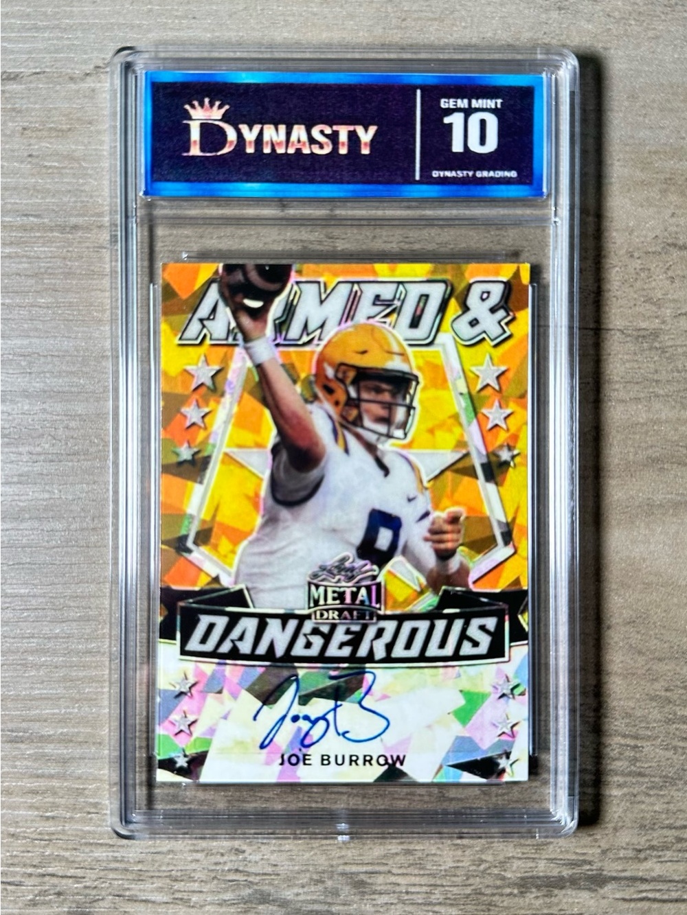 Joe Burrow Signed Rookie 2020 Leaf Gem Mint 10 Novelty Card. Cincinnati Bengals